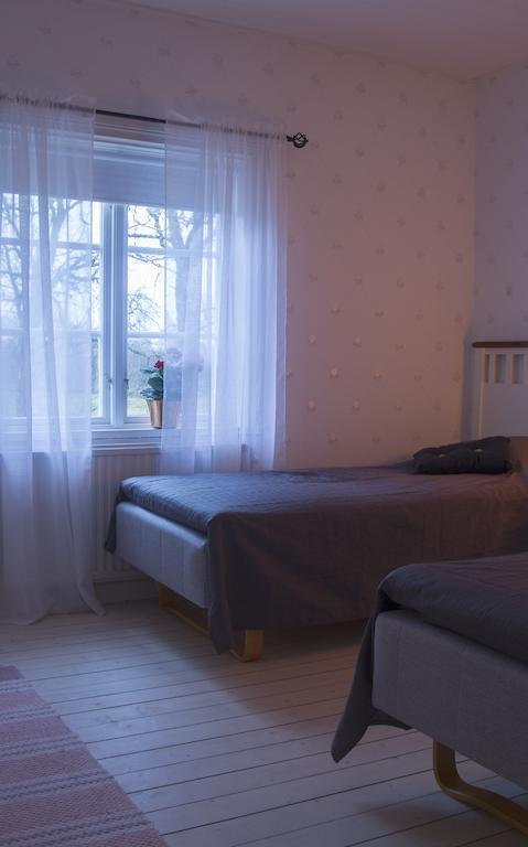 Hallebergs Bed&Breakfast Skara Szoba fotó