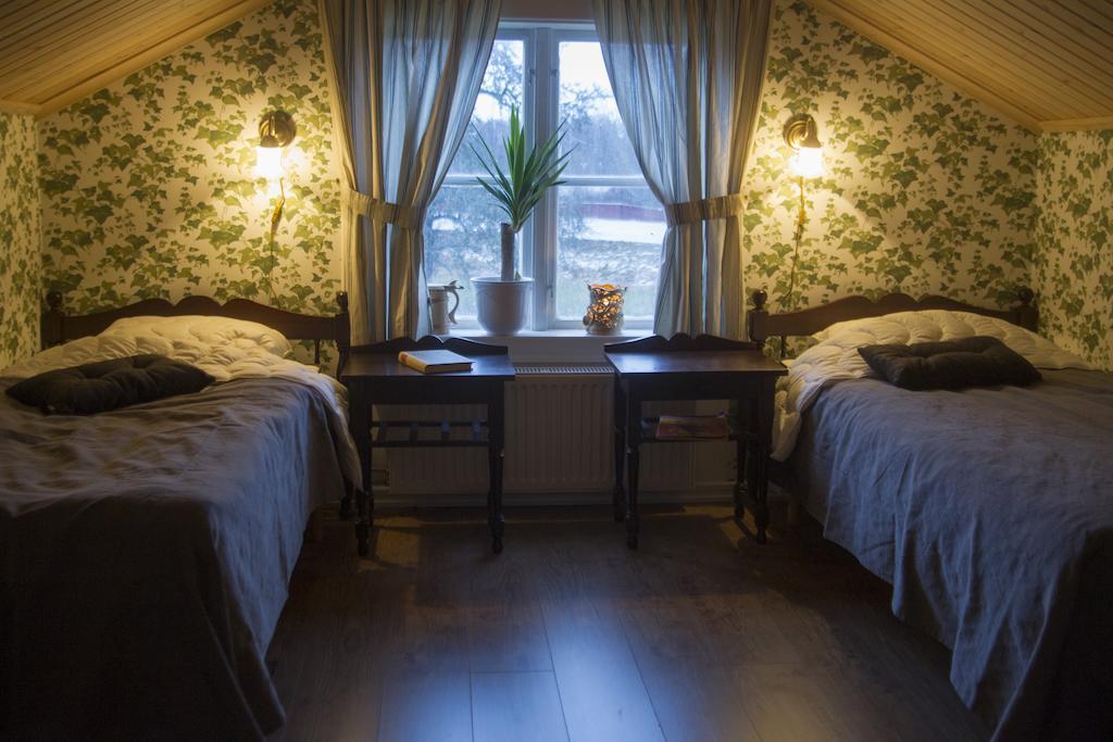 Hallebergs Bed&Breakfast Skara Szoba fotó