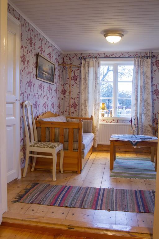 Hallebergs Bed&Breakfast Skara Kültér fotó