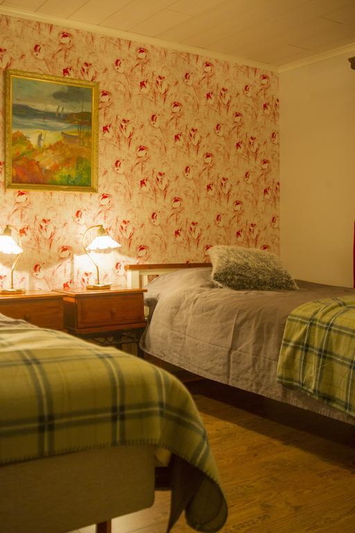 Hallebergs Bed&Breakfast Skara Szoba fotó